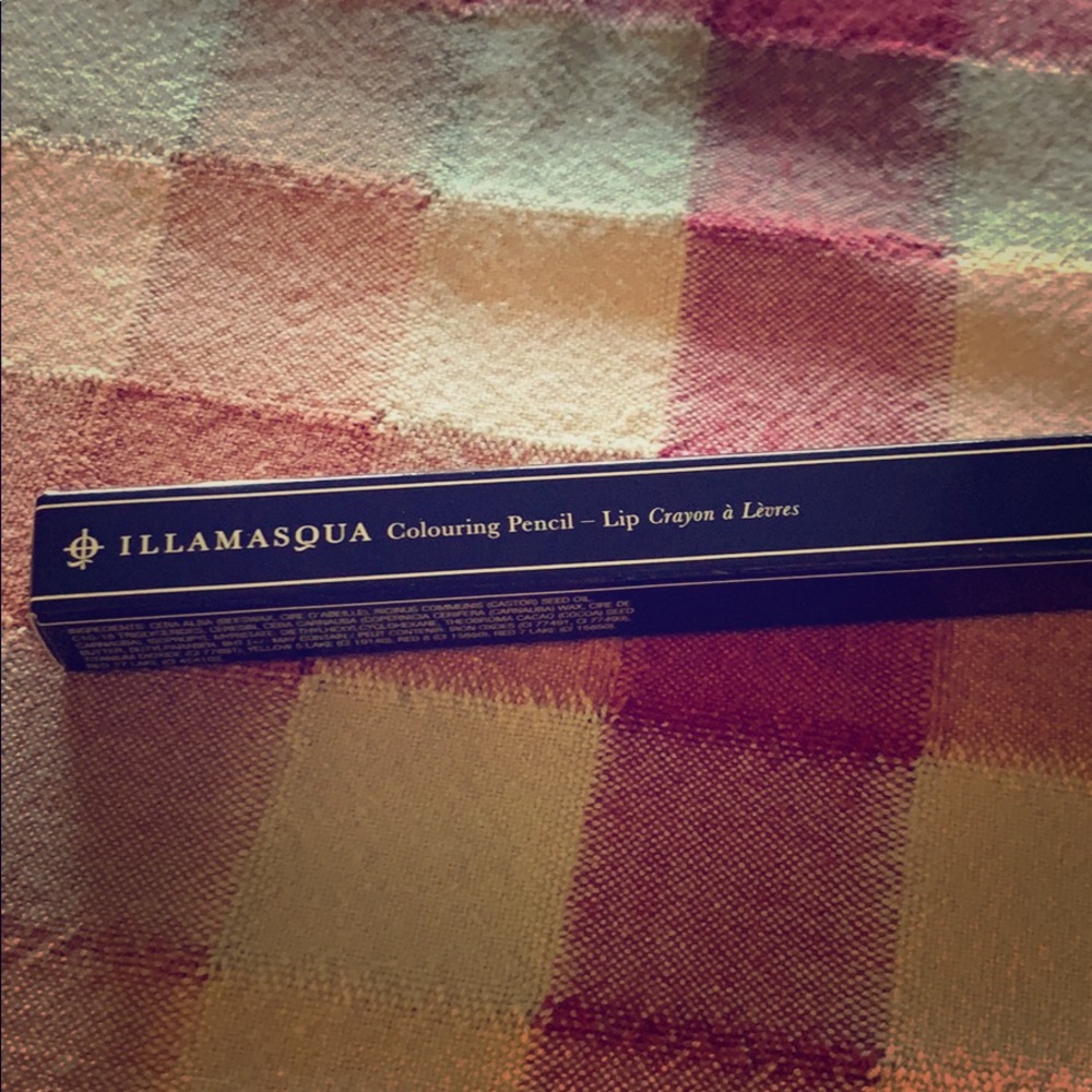 Illamasqua lip liner